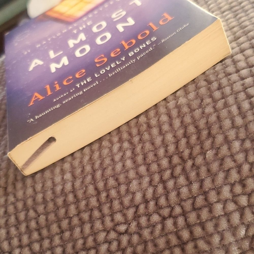 Alice Sebold The Almost Moon Paperback Book - Picture 4 of 7